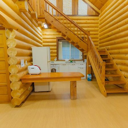 Jungmun Log Pension & Resort Seogwipo Zewnętrze zdjęcie