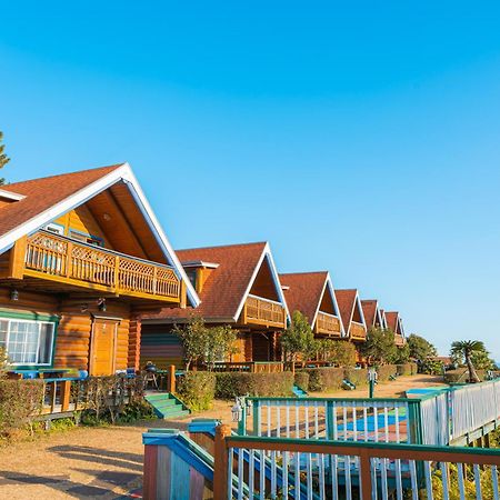 Jungmun Log Pension & Resort Seogwipo Zewnętrze zdjęcie