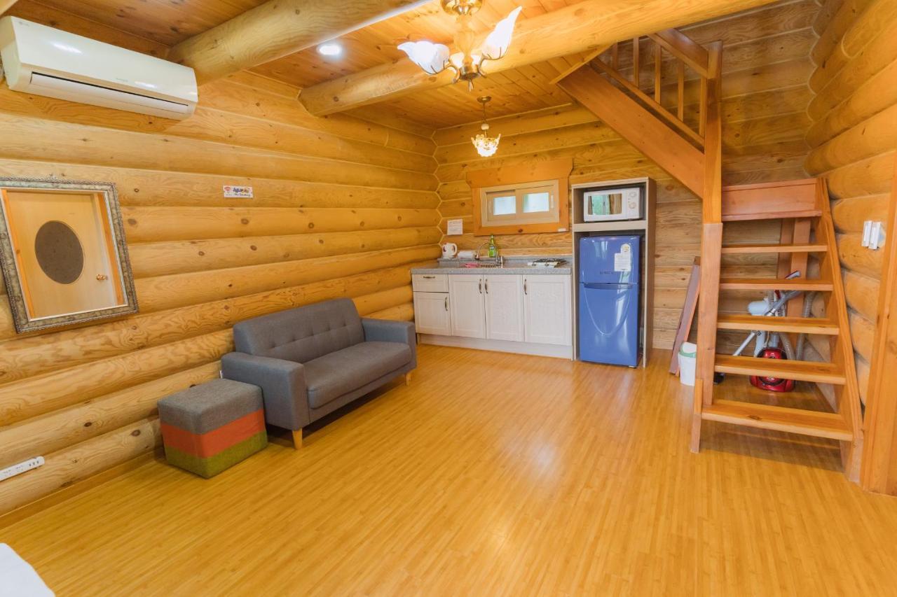 Jungmun Log Pension & Resort Seogwipo Zewnętrze zdjęcie