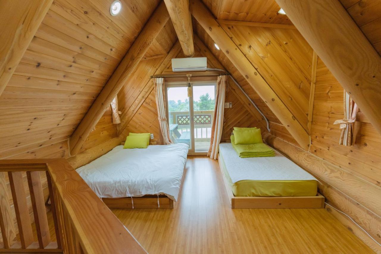 Jungmun Log Pension & Resort Seogwipo Zewnętrze zdjęcie