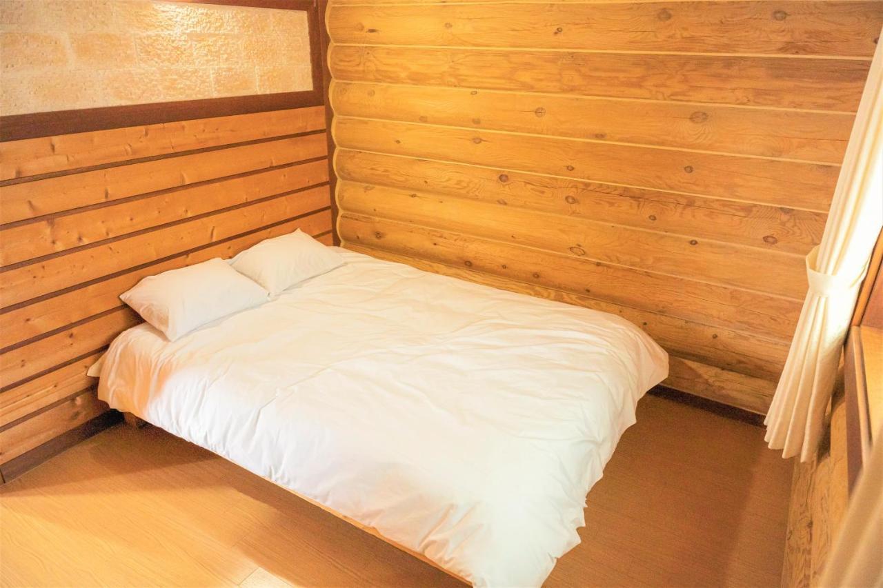 Jungmun Log Pension & Resort Seogwipo Zewnętrze zdjęcie