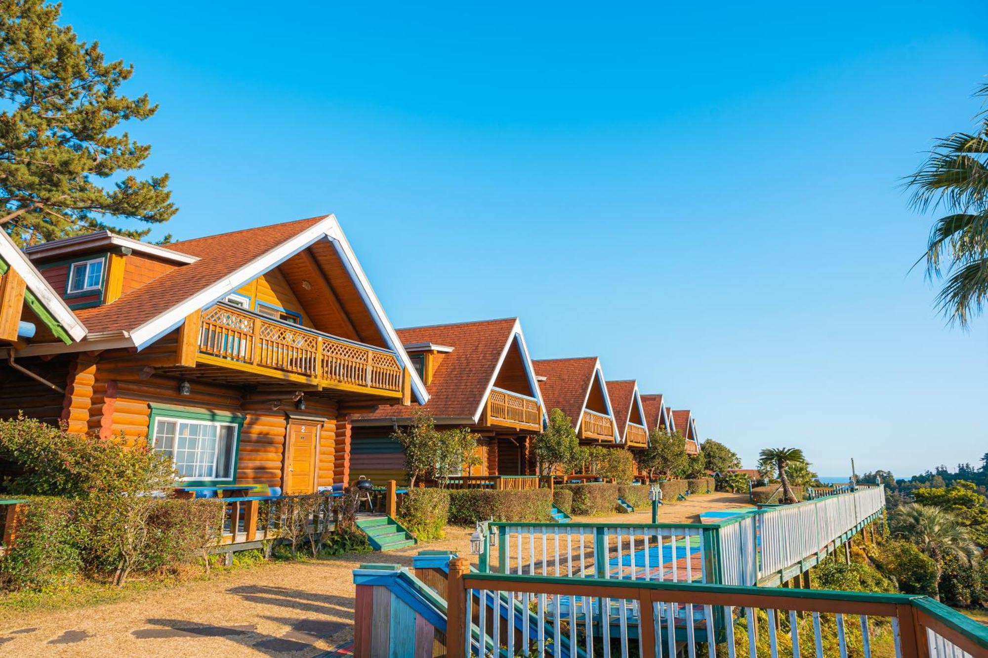Jungmun Log Pension & Resort Seogwipo Zewnętrze zdjęcie