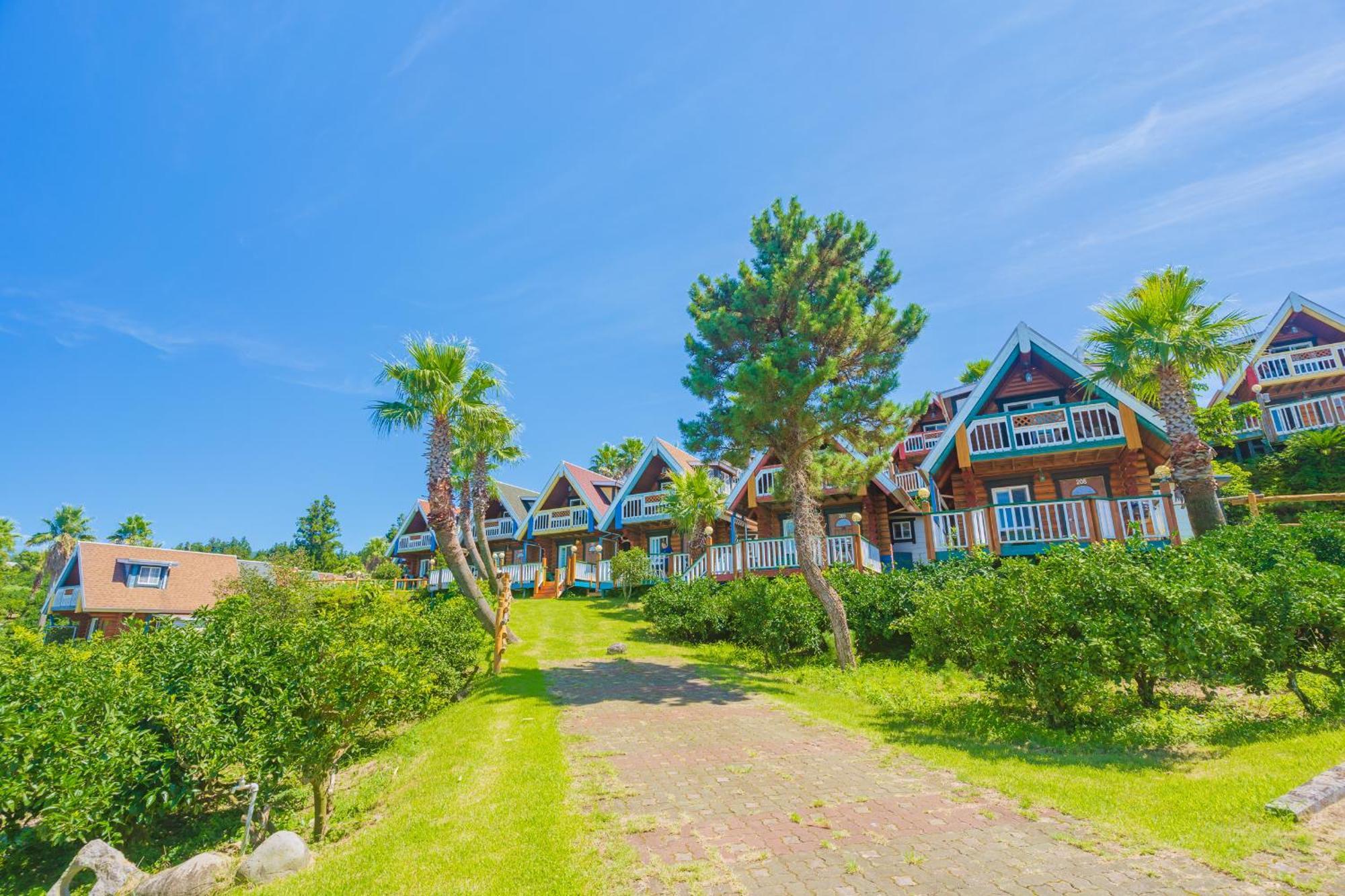 Jungmun Log Pension & Resort Seogwipo Zewnętrze zdjęcie