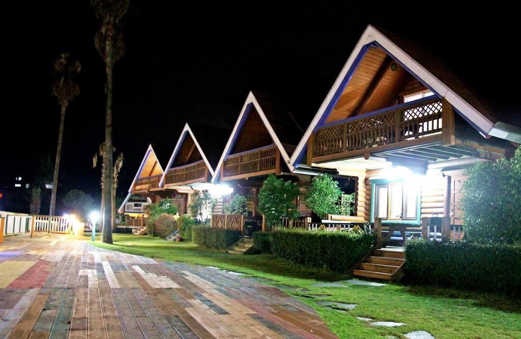 Jungmun Log Pension & Resort Seogwipo Zewnętrze zdjęcie