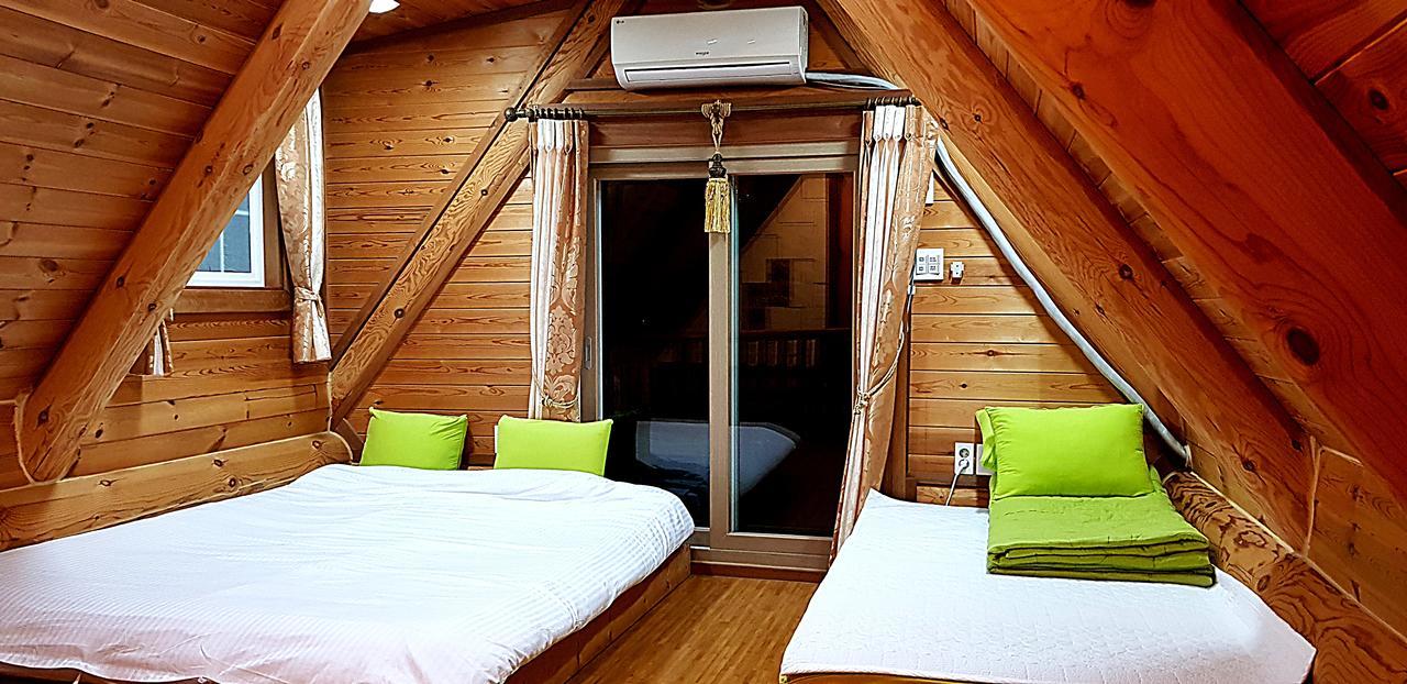 Jungmun Log Pension & Resort Seogwipo Zewnętrze zdjęcie
