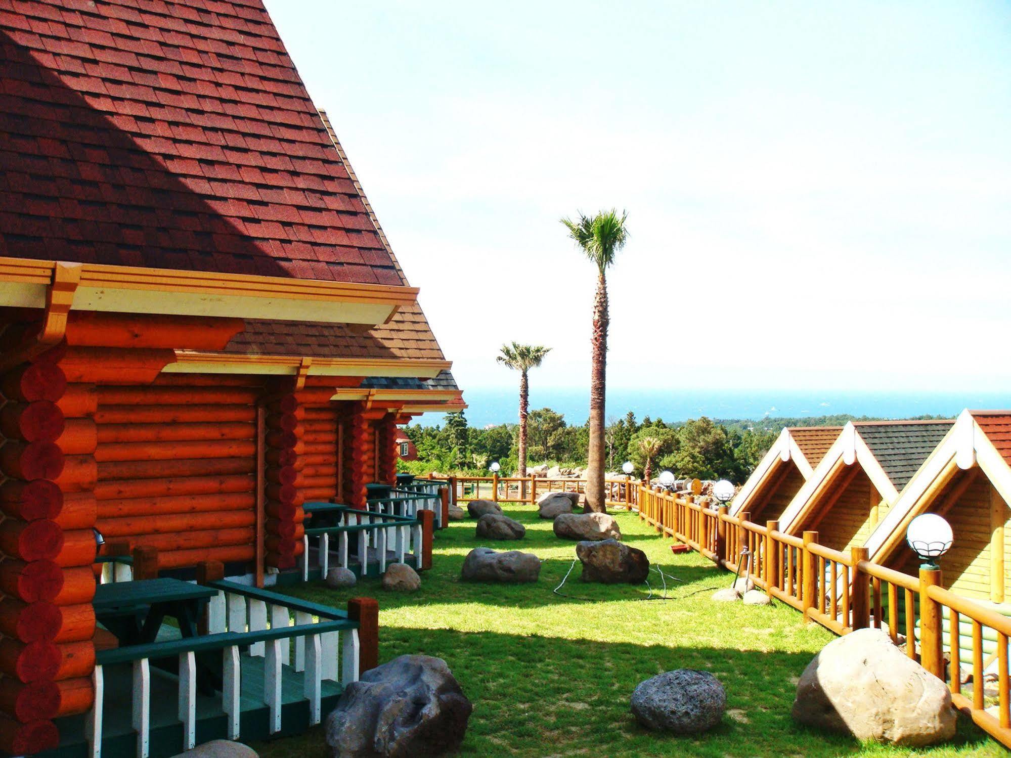 Jungmun Log Pension & Resort Seogwipo Zewnętrze zdjęcie