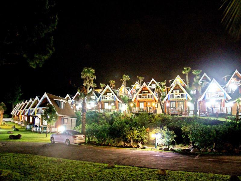 Jungmun Log Pension & Resort Seogwipo Zewnętrze zdjęcie